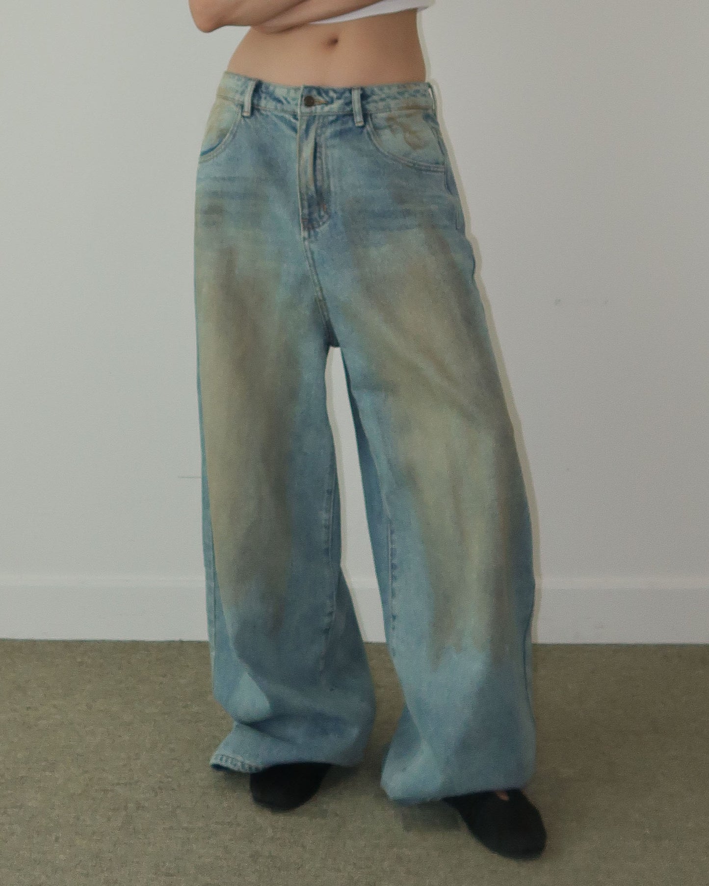Muddy baggy jeans