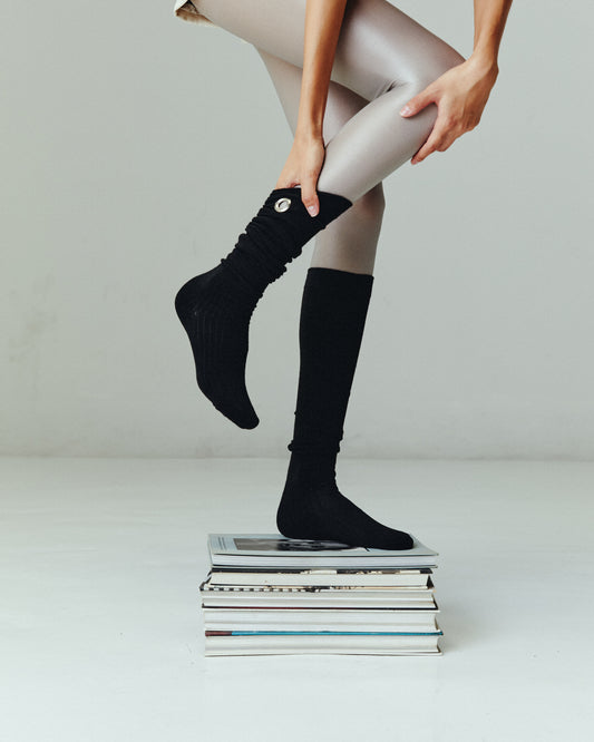 Not for everyone - Eyelet knee-high sock