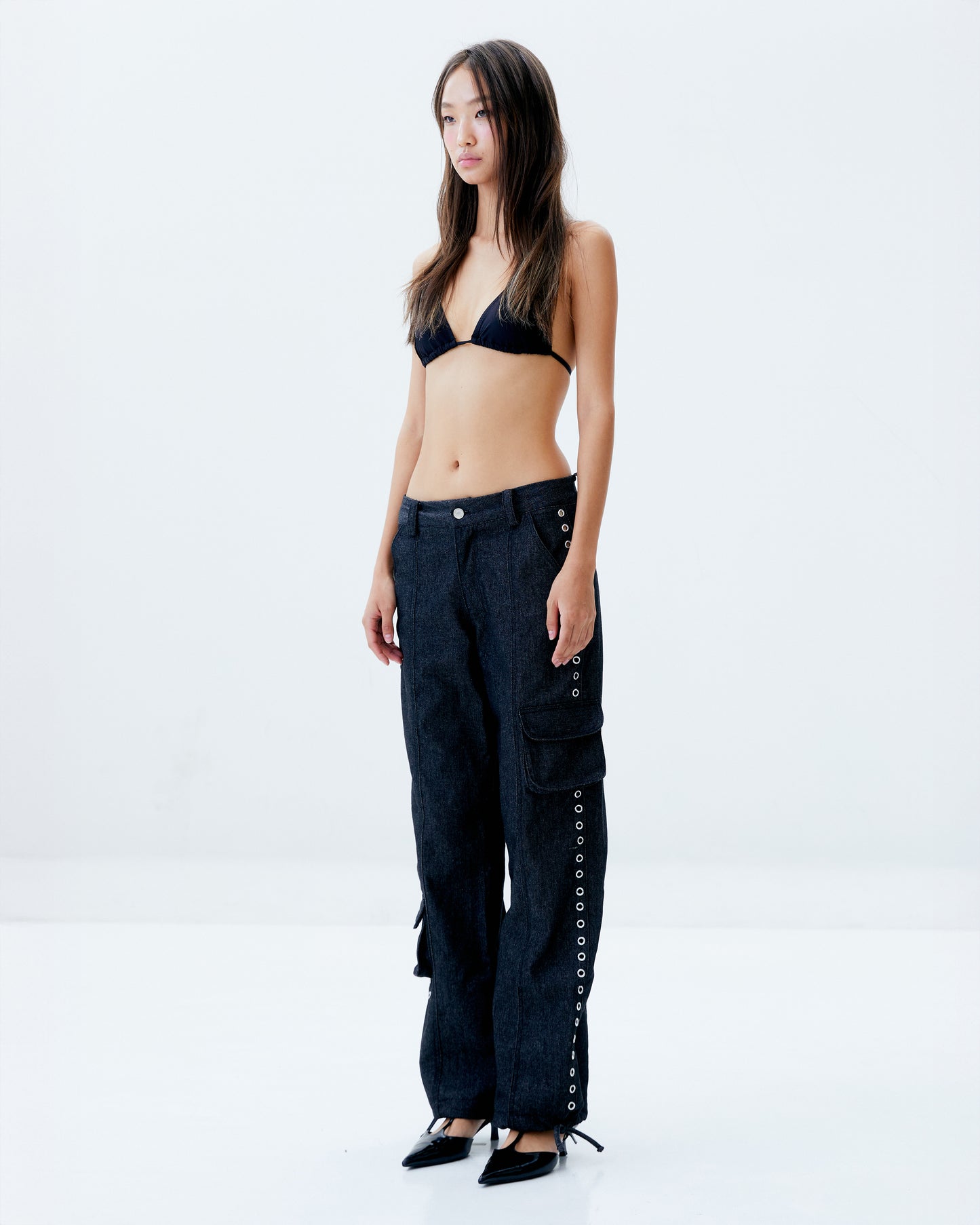 Not for everyone - Eyelet cargo denim