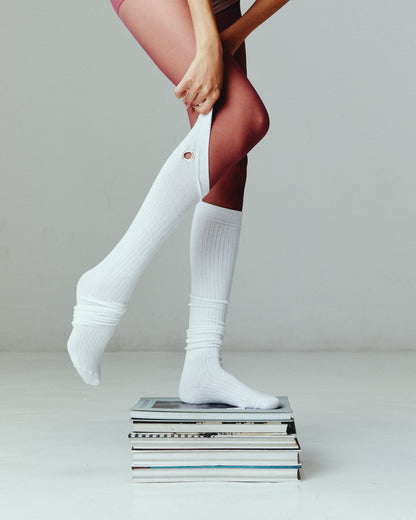 Not for everyone - Eyelet knee-high sock