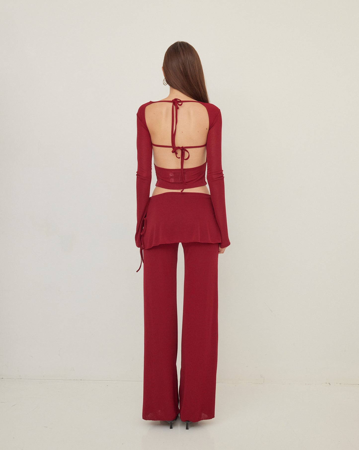 NFE x PICCORO - Open back top with long sleeve